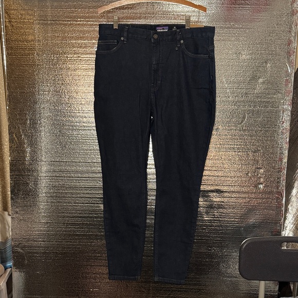 Patagonia W’s  Jeans 👖 original standard . 33x29 NWT - Picture 1 of 10